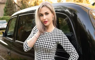 Laura Crystal My Nearly Step Mom FakeTaxi